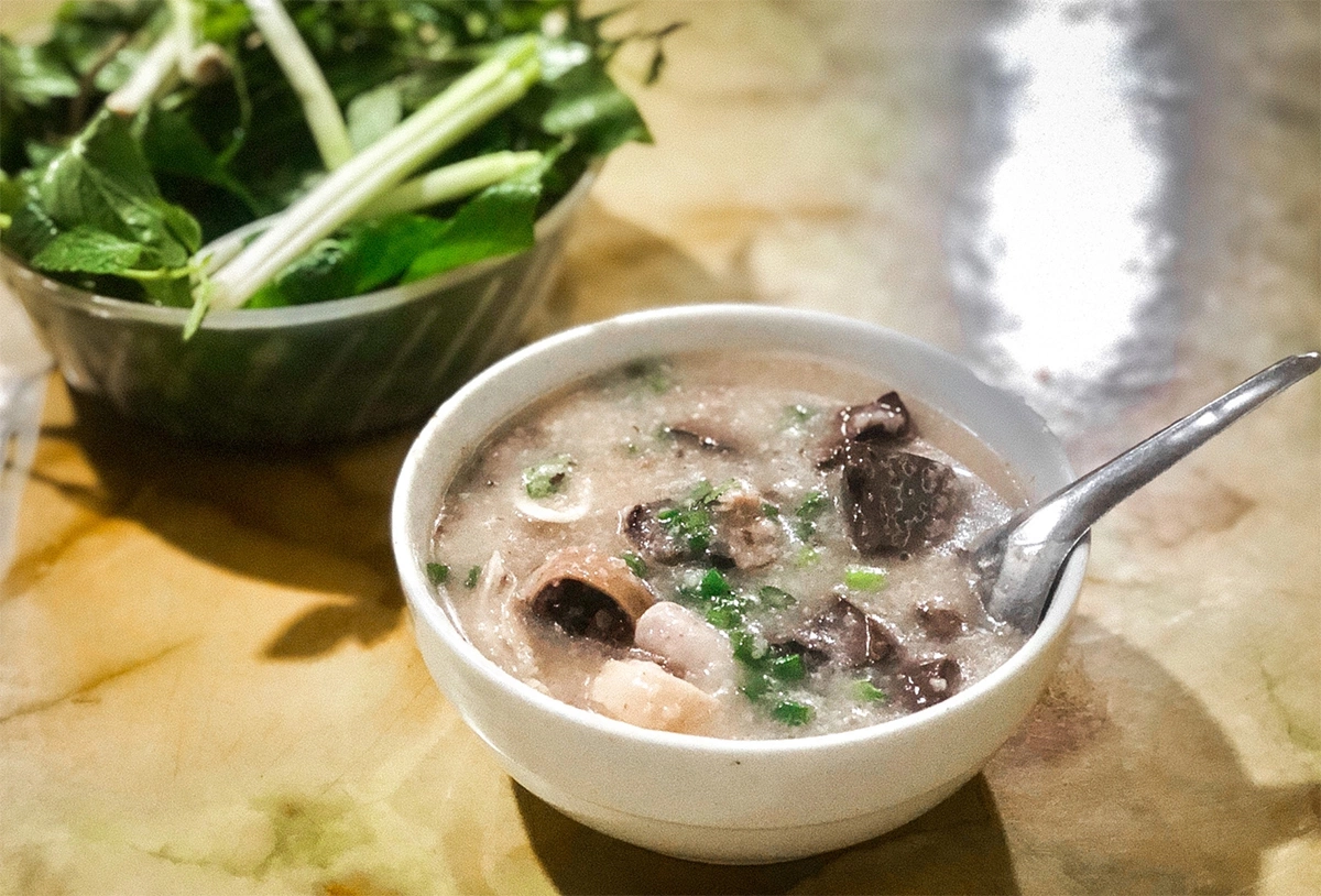 Cháo lòng vào top món cháo ngon nhất châu Á 1 MU2 1747213120 9213 1747213531